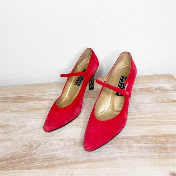 Vintage Stuart Weitzman red classic button pumps size 8 - Picture 1 of 10